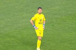 申花再度上演帽子戏法，利物浦后防线成筛子！